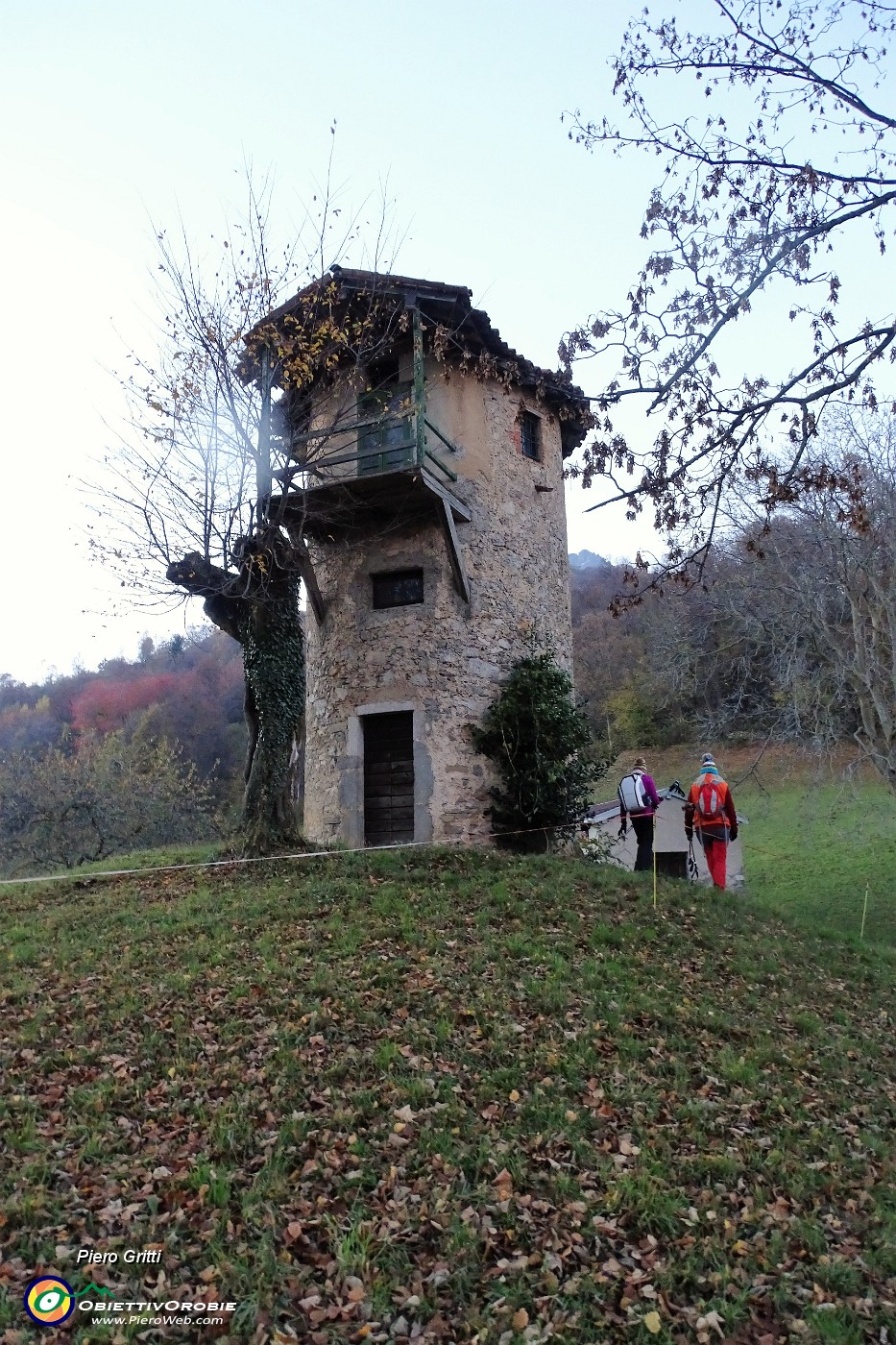 63 Al Roccolo di Reggeto - 'Torre degli Alpini'.JPG